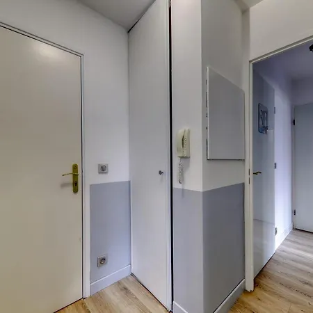 Grey Apartament Bussy-Saint-Georges